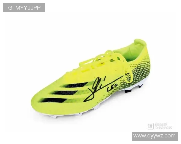 足球明星开箱视频大揭秘看他们的独特球鞋与装备选择 足球明星开箱视频大揭秘看他们的独特球鞋与装备选择