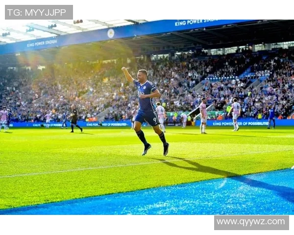 足球界的奇迹蓝发球星是谁他的传奇故事与精彩瞬间揭秘