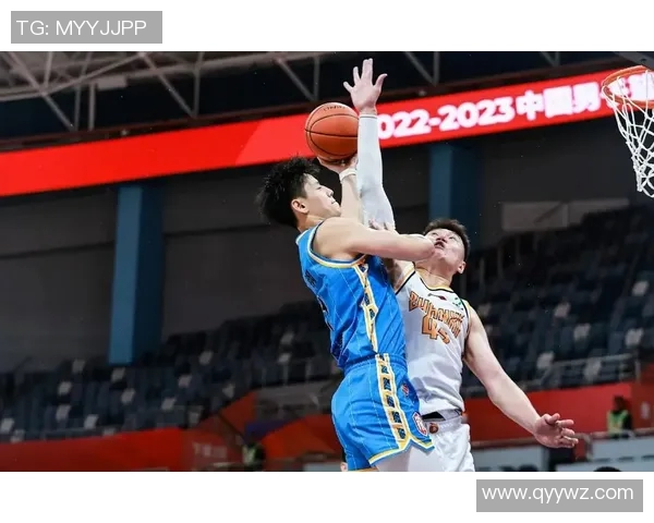 曾凡博:从青涩新星到篮球场上的闪耀之星的成长之路 曾凡博:从青涩新星到篮球场上的闪耀之星的成长之路